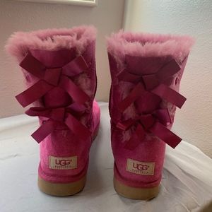 Magenta Uggs with Bows